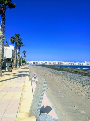 Гостиница Arinaga Beach  Аринага